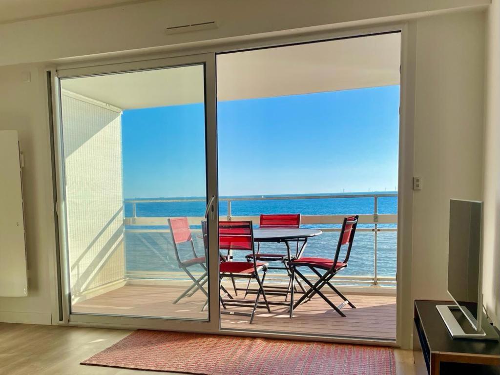 Large Studio Direct Access To The Beach ปอร์นิเชต์ ภายนอก รูปภาพ
