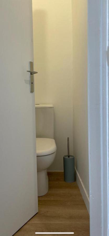 Large Studio Direct Access To The Beach ปอร์นิเชต์ ภายนอก รูปภาพ